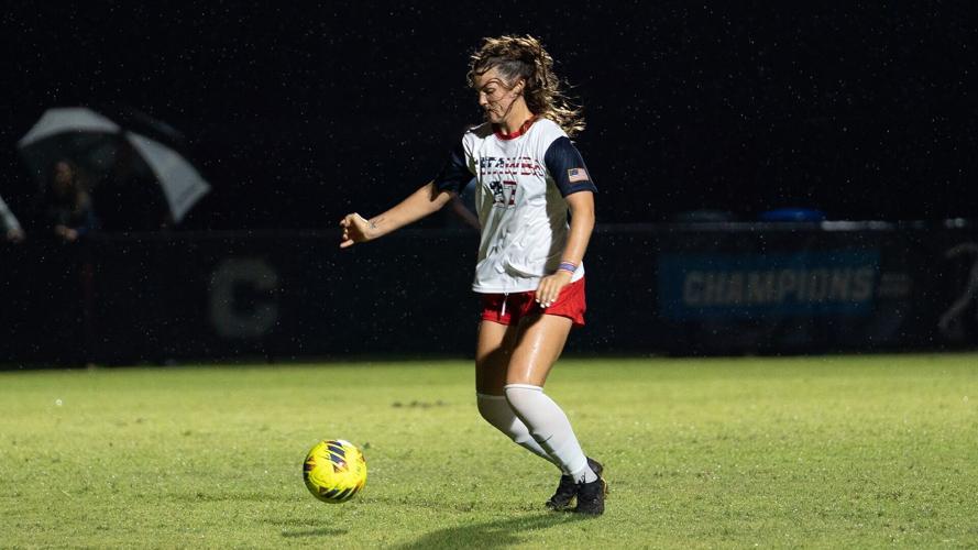 No. 8 Women's Soccer Drops Emory and Henry with 88th-Minute PK Goal