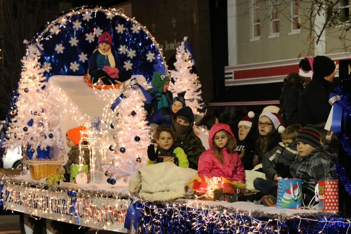 2016 Morganton Christmas Parade | Gallery | morganton.com