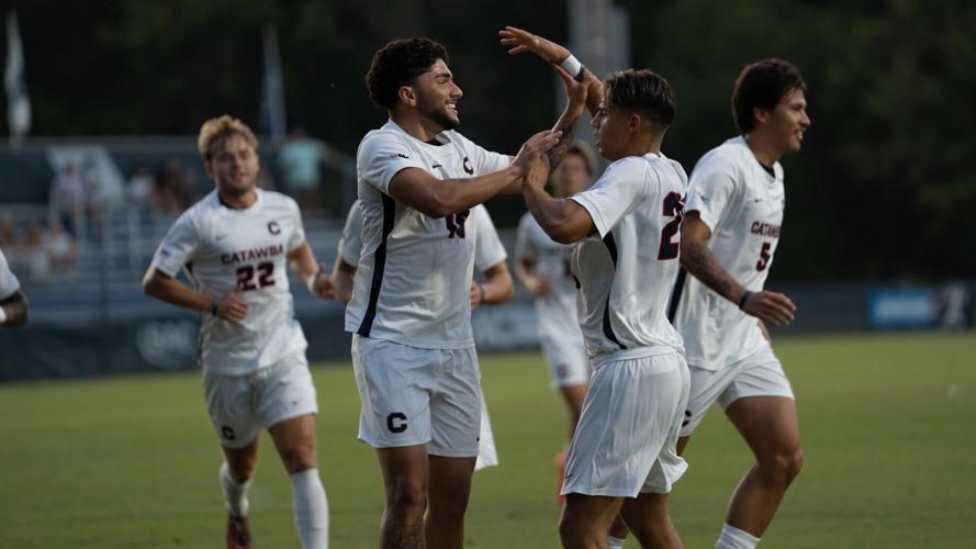 Men’s Soccer Conquers No. 24 Anderson on the Road to Remain Undefeated