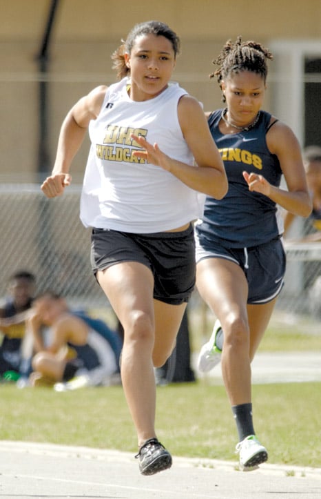 Draughn Girls Stay Hot To Win Third Straight Cvac Track Meet Sports News Morganton Com