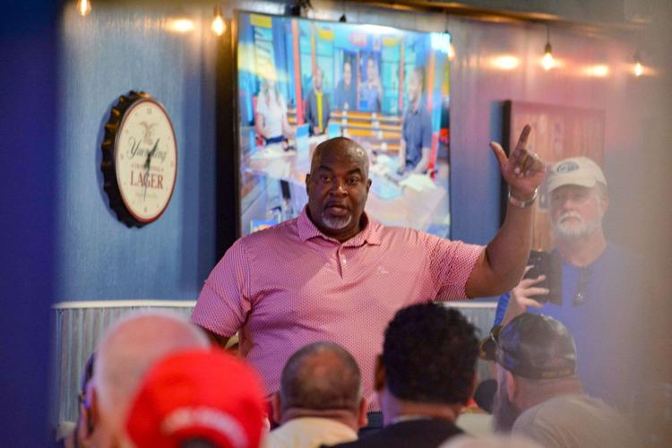 Mark Robinson speaks at Twin Brothers Pizza in Valdese