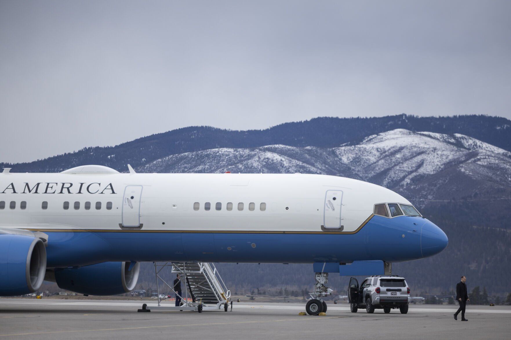 Specialized Air Force jet lands in Missoula | State | msuexponent.com