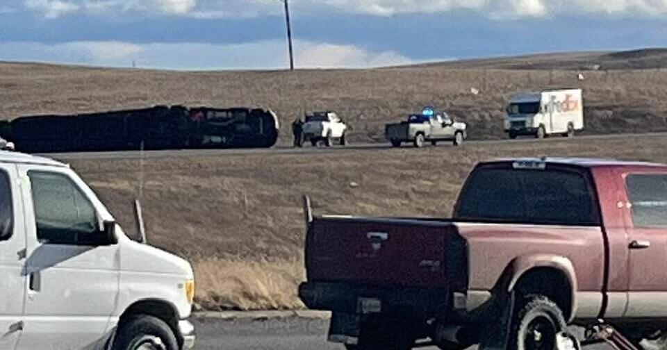 High winds in northern Montana disrupt traffic, schools and power, residents urged to prepare