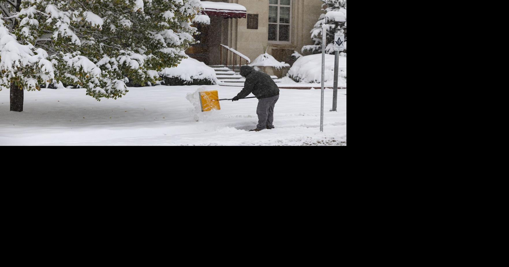 Helena area hammered by early-season snow; some power outages reported