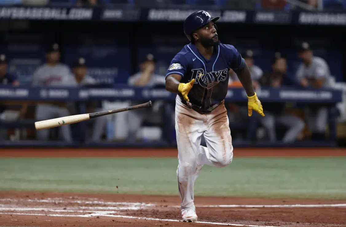 How Rays' Wander Franco made that amazing barehanded catch vs. Astros