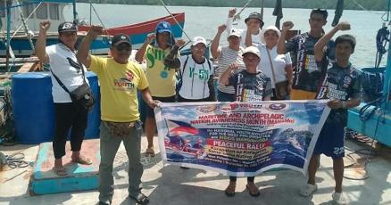 Fisherfolk, youth advocates hold peaceful rally off Masinloc to defend West Philippine Sea rights