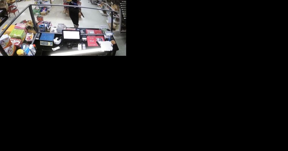 Guam store robbed at gunpoint, suspect flees - Vimarsana News