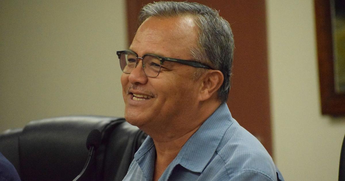 Paul Manglona joins Senate leadership