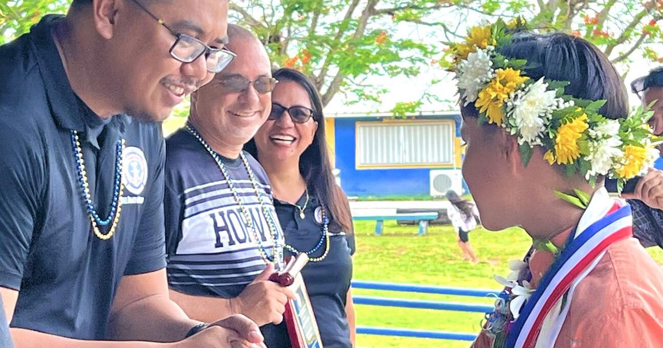Hopwood promotes 212 to high school - Vimarsana News