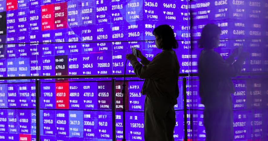Stocks gain on drop in US inflation rate; ASML tops forecasts