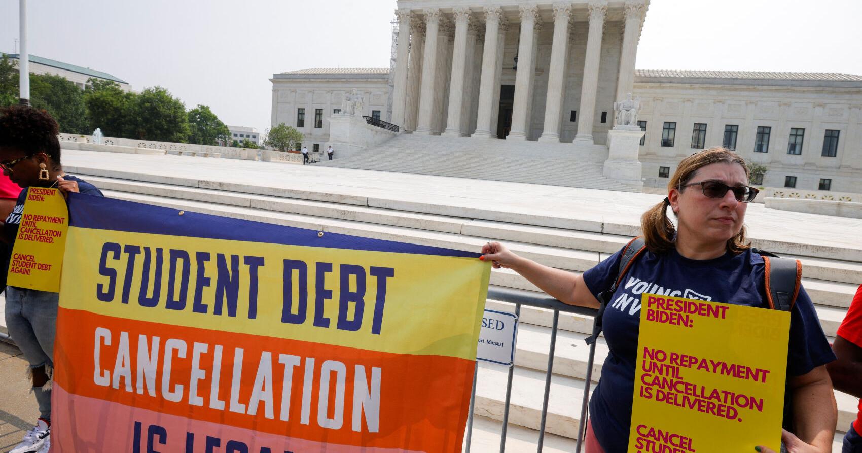 US Supreme Court blocks Biden student loan forgiveness - Vimarsana News