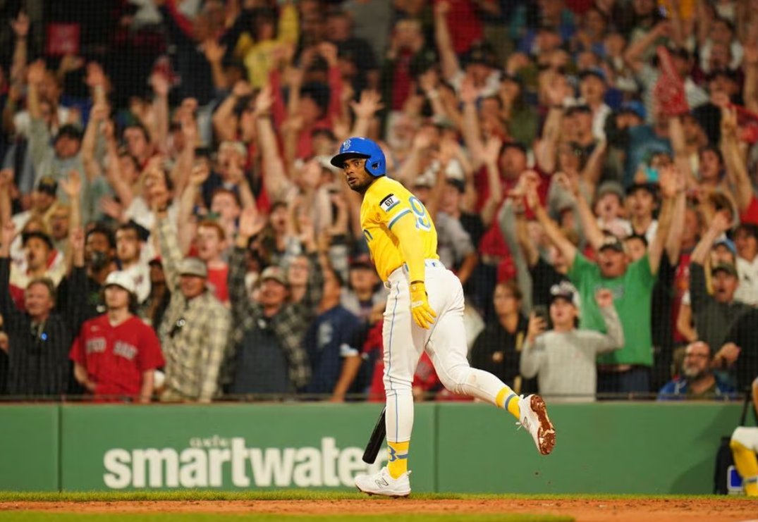 Reds rally for two in the ninth in walkoff win over Cubs - The Boston Globe