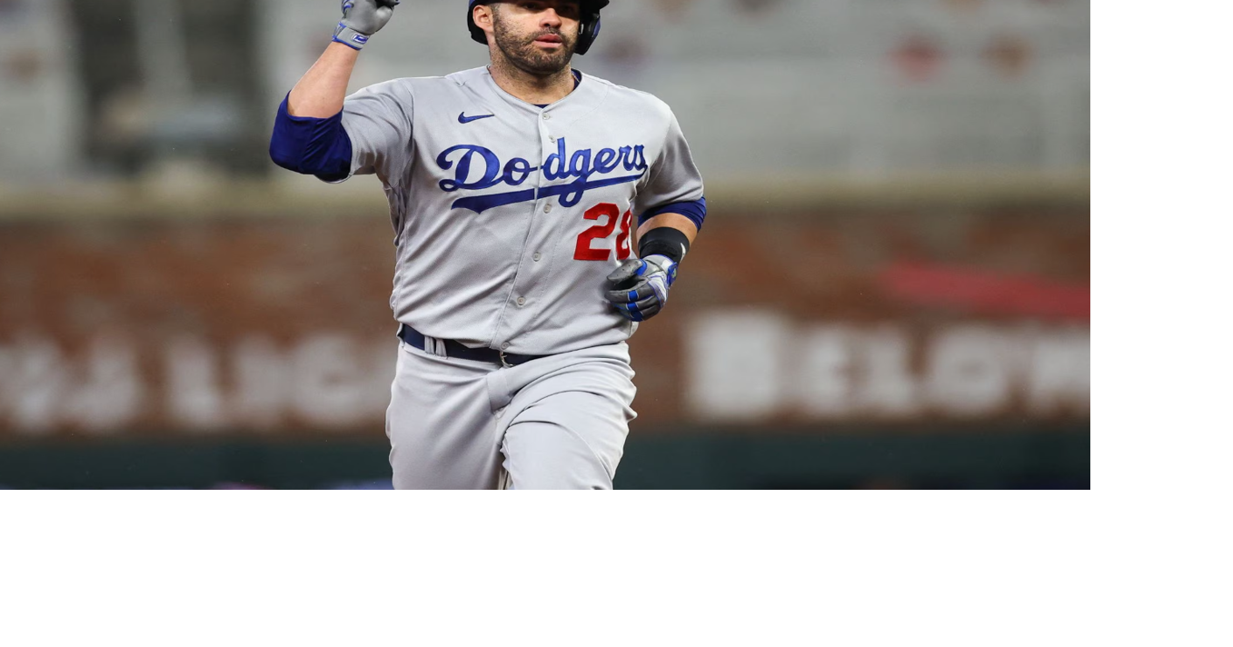 J.D. Martinez goes deep twice as Dodgers top Tigers