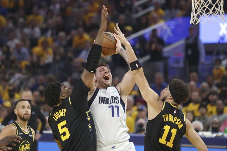 Doncic, Mavs edge Curry, Warriors in West finals replay