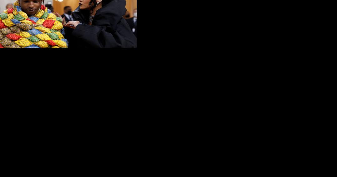 Singer Rihanna expecting first child with rapper A$AP Rocky - Vimarsana News