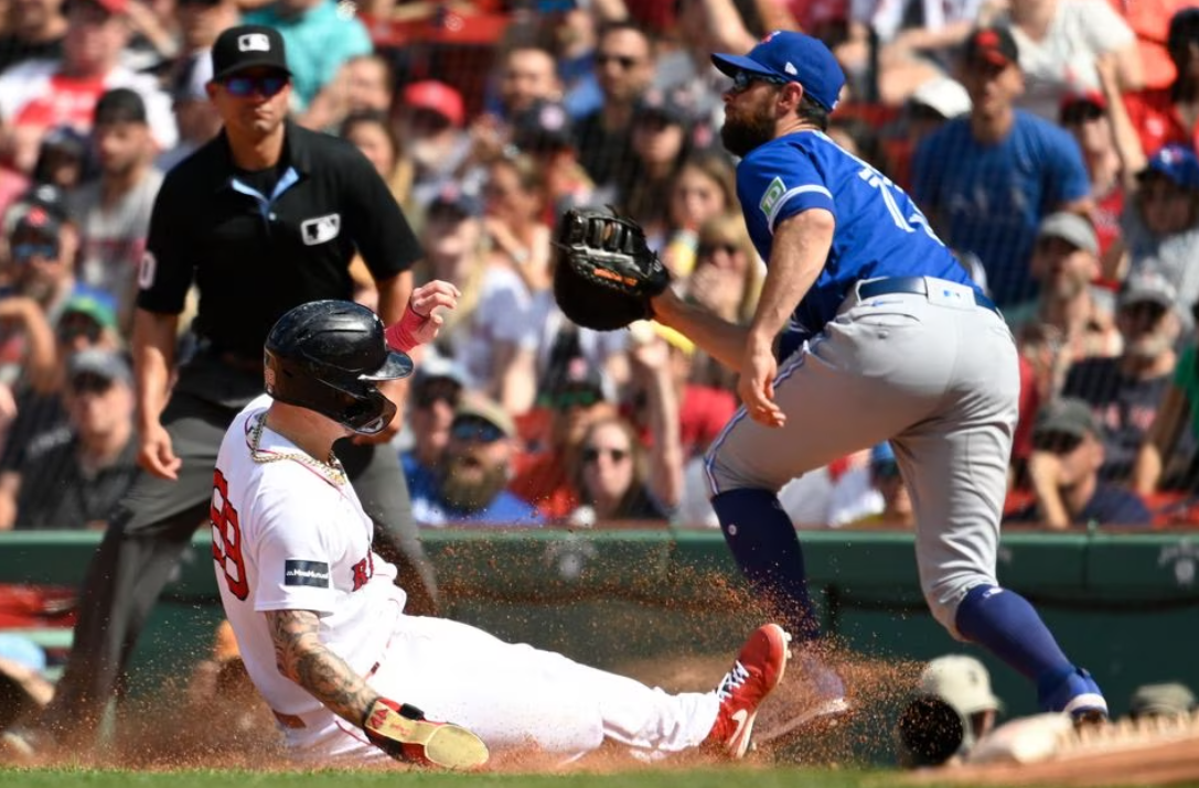 Andrew Heaney ties AL strikeout mark as Rangers rout Royals