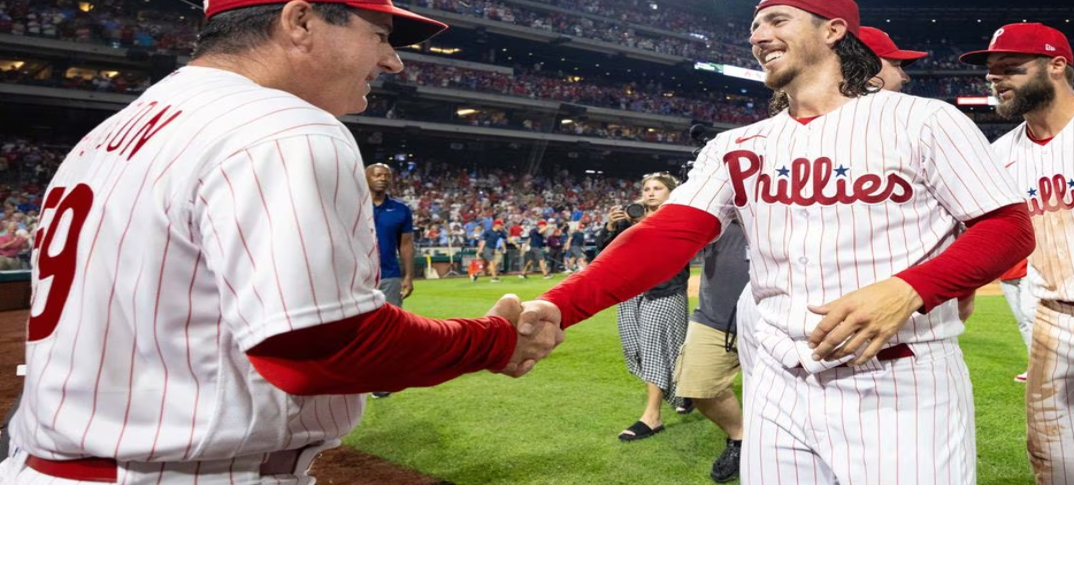 Stott caps 3-run 9th with RBI single, Phillies rally vs. Reds