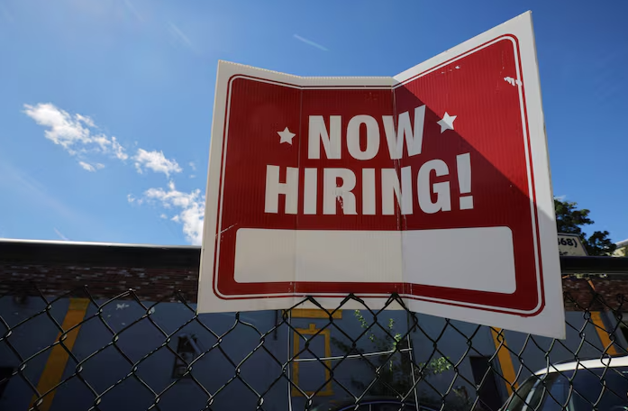 US Labor Market Stagnates as Unemployment Rate Nears 4-Year High