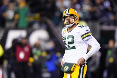 Hurts, Eagles run past Packers 40-33; Rodgers hurt, Sports