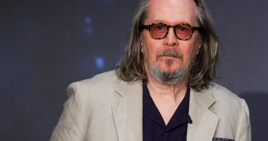 Gary Oldman says he jumped at chance to be in Cannes drama 'Parthenope' | Lifestyle - Vimarsana News