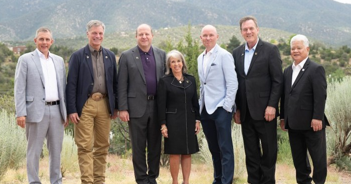 Governor attends WGA meeting in New Mexico