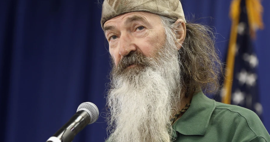 ‘Duck Dynasty’ patriarch and conservative cultural icon Phil Robertson dies