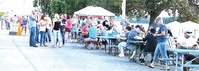 Savanna Chamber holds Shadfly Fest