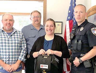 Metform donates defibrillator to SAA
