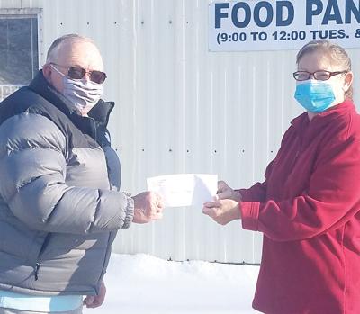 CC Democrats donate to Food Pantry