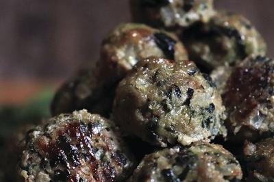 DIVAS ON A DIME: What's secret to great turkey meatballs?