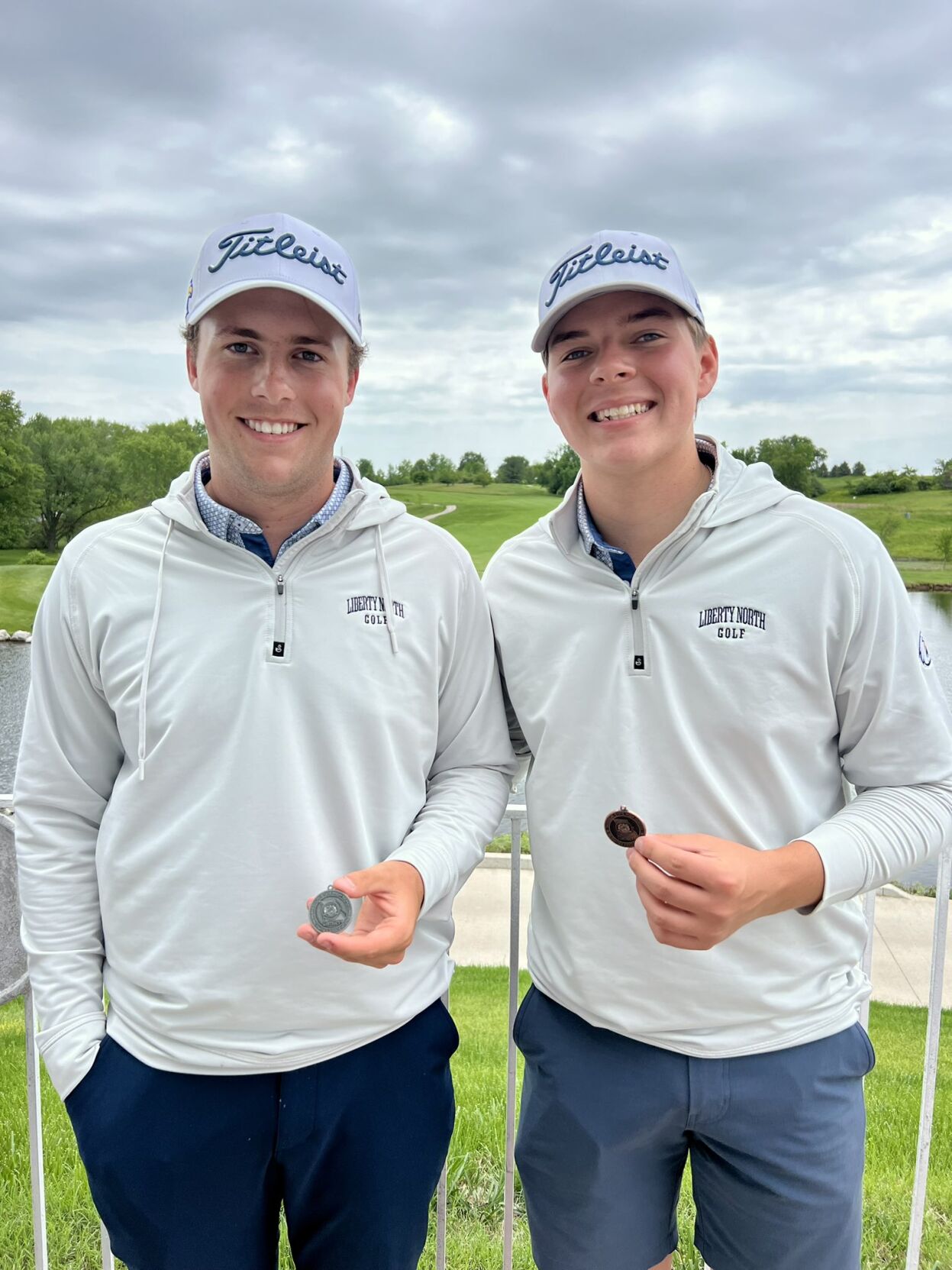 Eagles claim conference golf title, take 3rd in districts