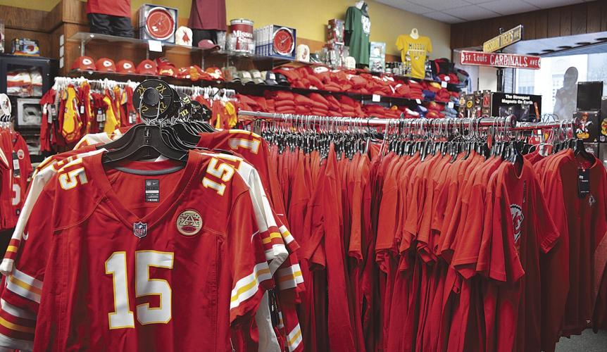 Merch flying off Northland store shelves as Chiefs are Tampa bound, Business