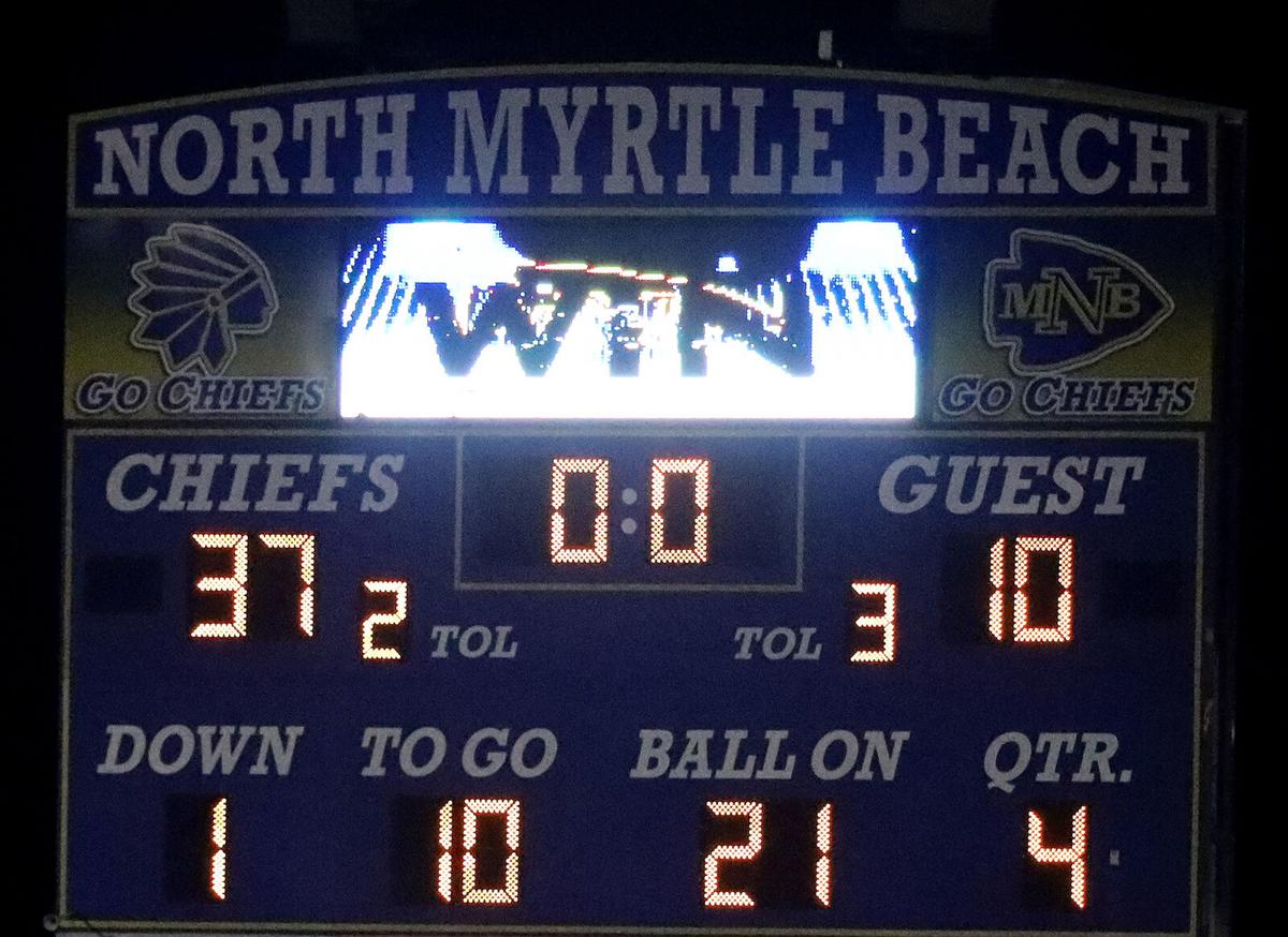 1127 NMB MB football_JM46.JPG