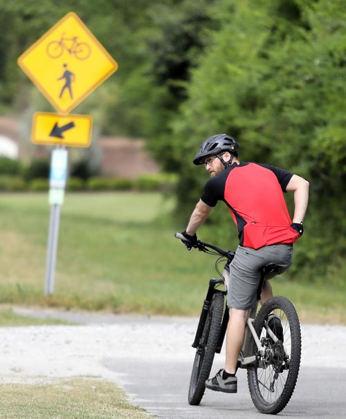 420 HULK bike path_JM05.JPG