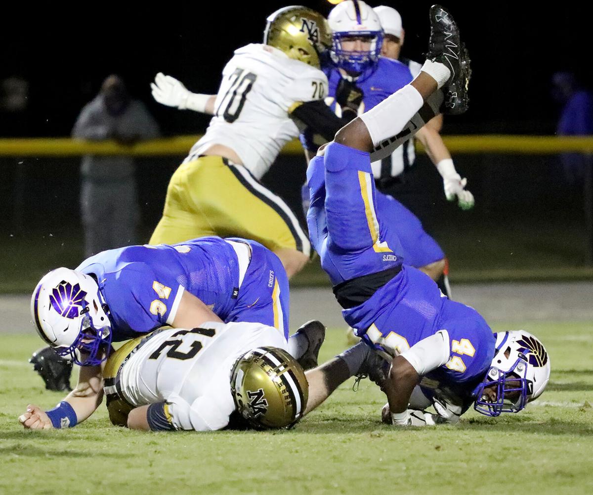 1120 NMB football_JM04.JPG
