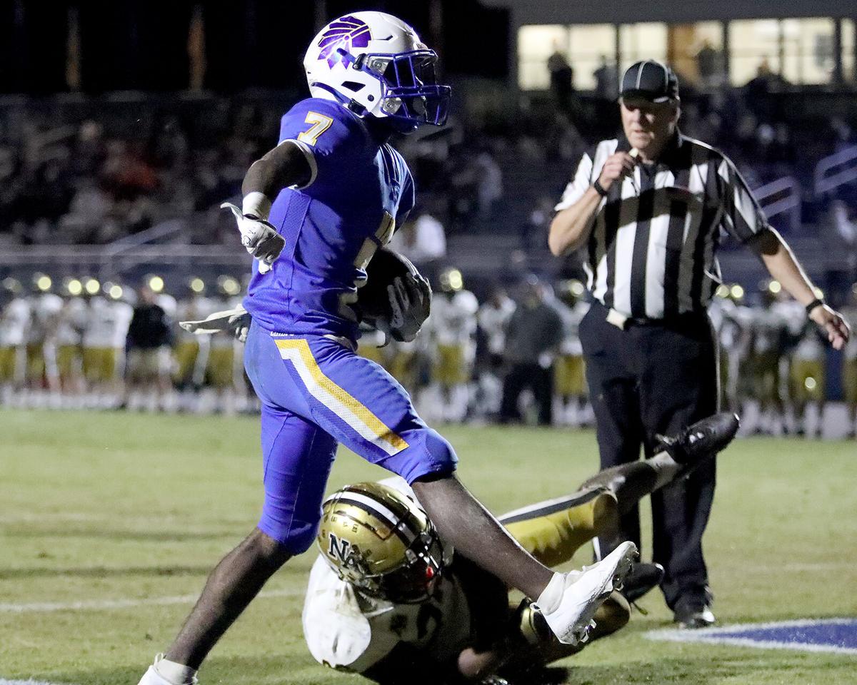 1120 NMB football_JM27.JPG