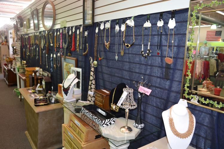 Jewelry Display Ideas for Selling on Consignment