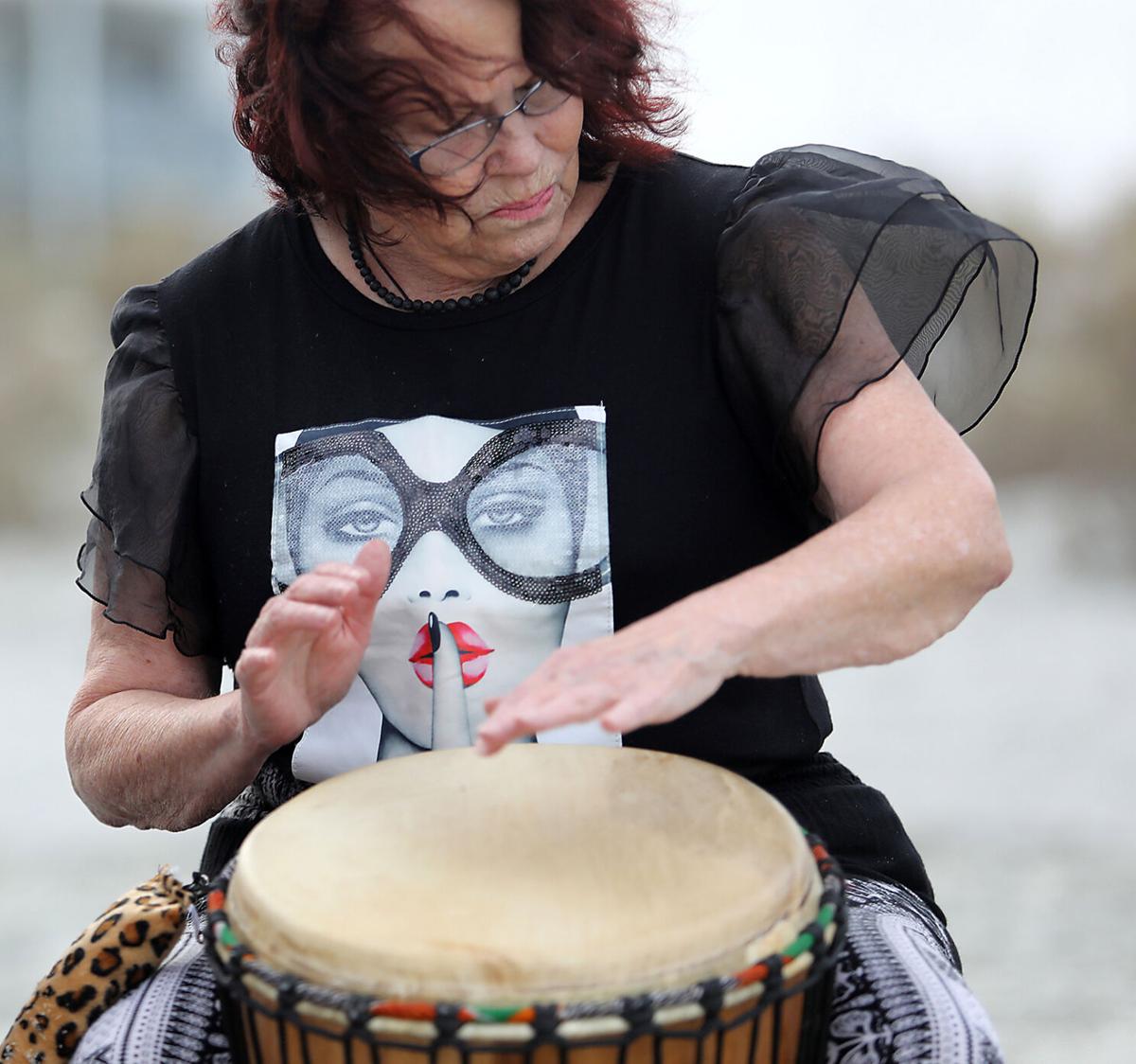 401 drum circle_JM08.JPG