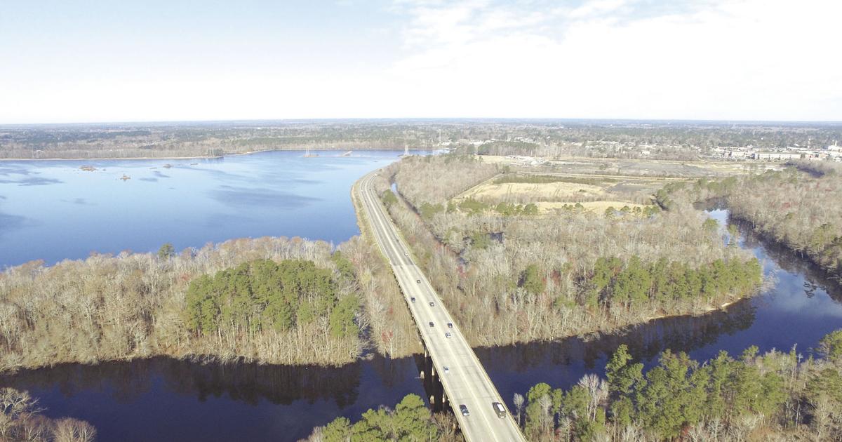 EDITORIAL: Santee Cooper must clean up Lake Busbee and Conway should maintain it | Editorials | myhorrynews.com EDITORIAL: Santee Cooper must clean up Lake Busbee and Conway should maintain it | Editorials | myhorrynews.com