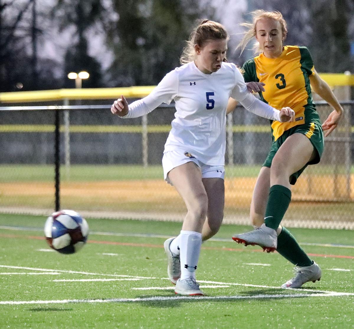 Myrtle Beach Girls Boys Highlight Defense In Soccer At The Beach