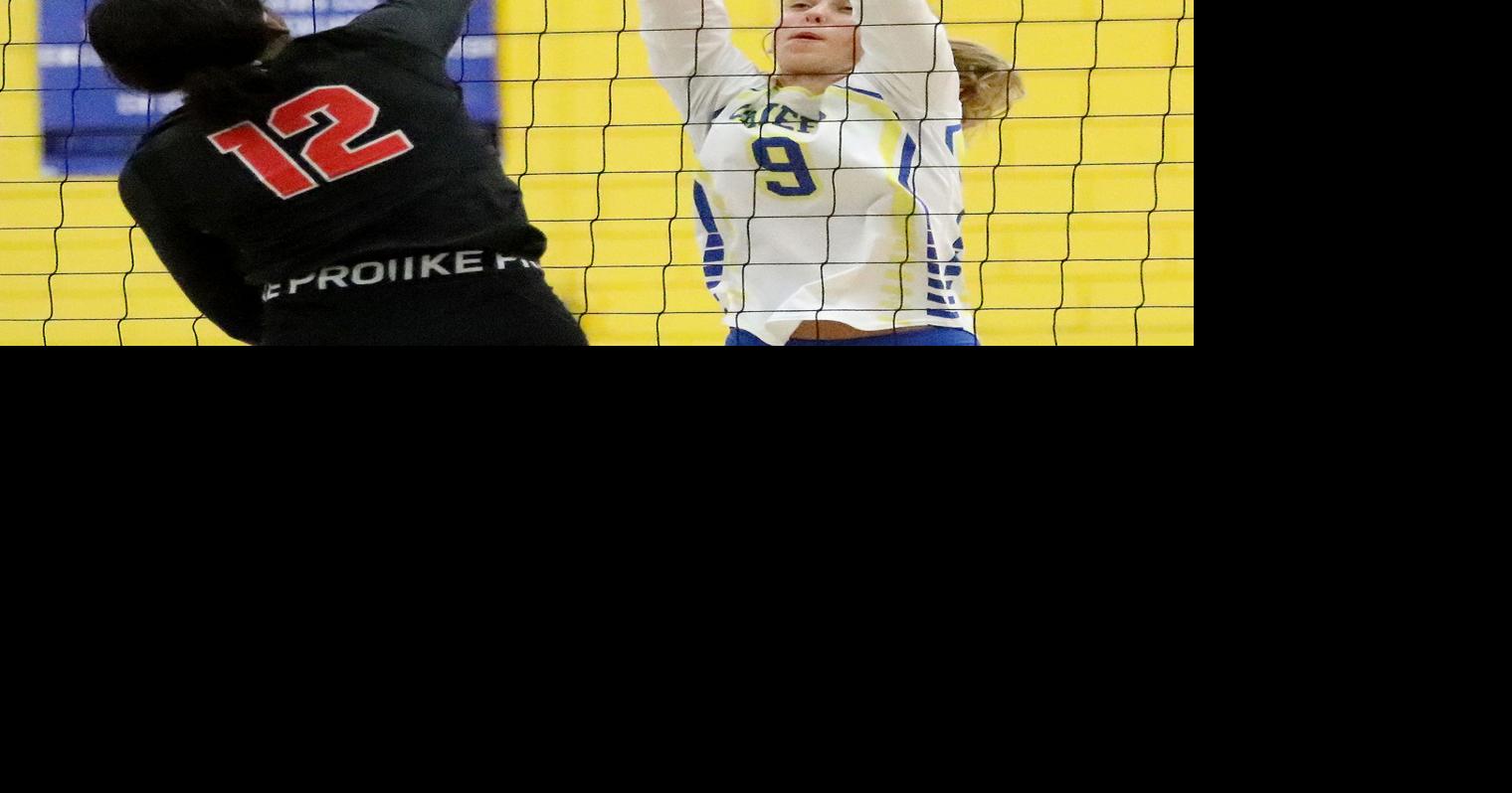 PREP ROUNDUP: North Myrtle Beach volleyball team advances in playoffs