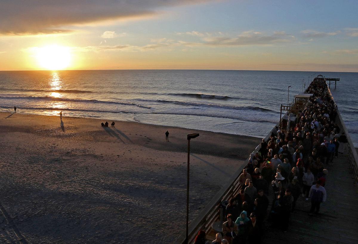 Grand Strand Baptist Church S Easter Sonrise Service At