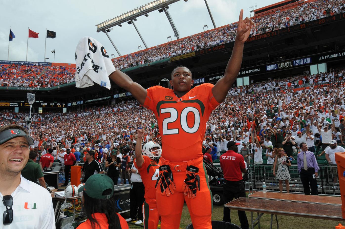 Ray Lewis III, Coastal Carolina, Cornerback