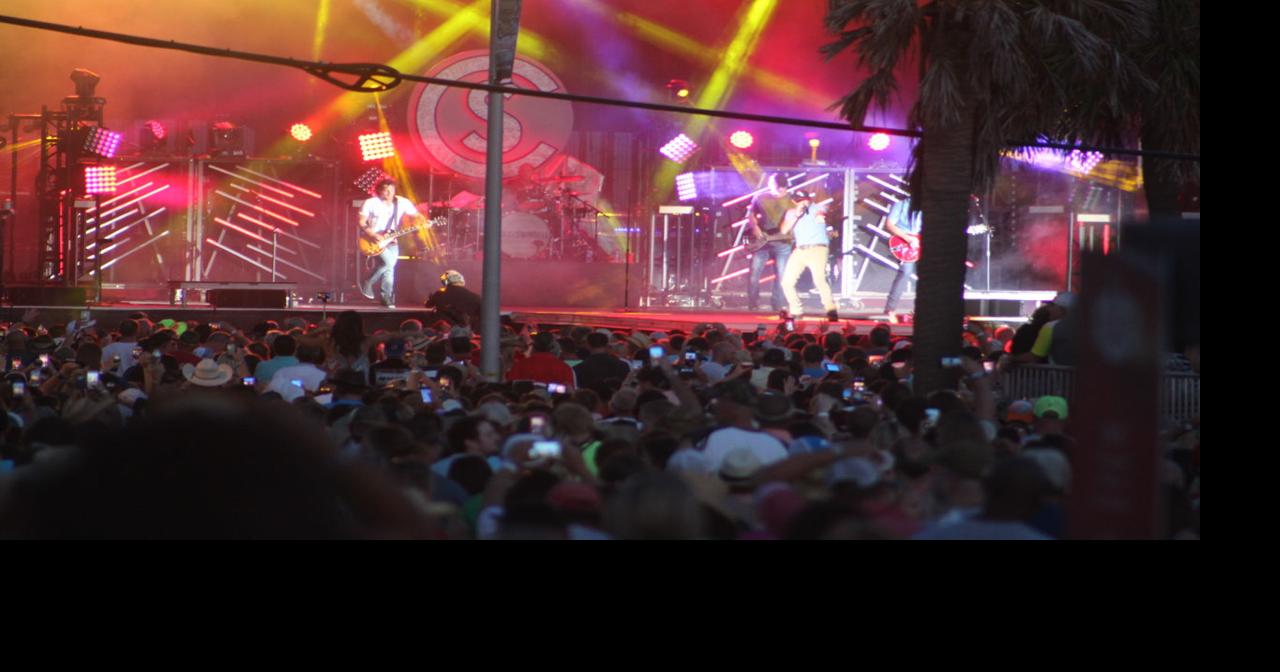 Kenny Chesney to headline Carolina Country Music Festival Myrtle