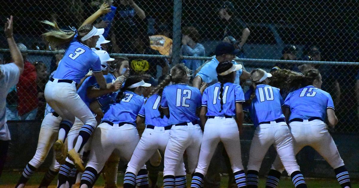 Dillon Softball Aynor's walkoff homer tops Dillon | Softball | myhorrynews.com
