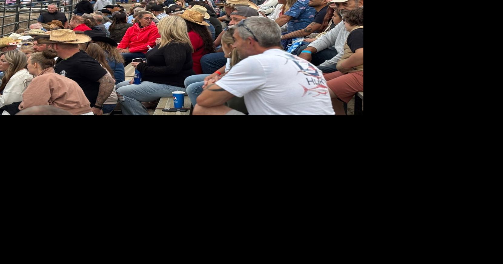 Pro rodeo delights thousands on Conway farm