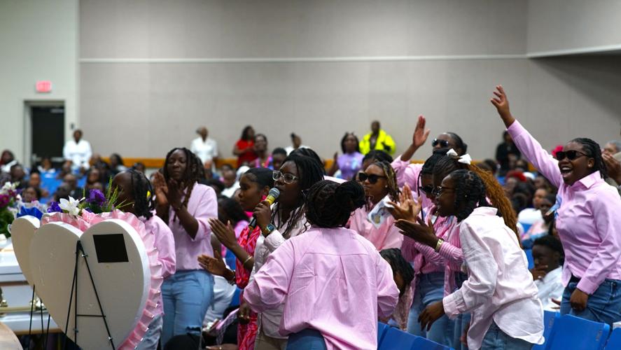 Ja'Niya Team Sings