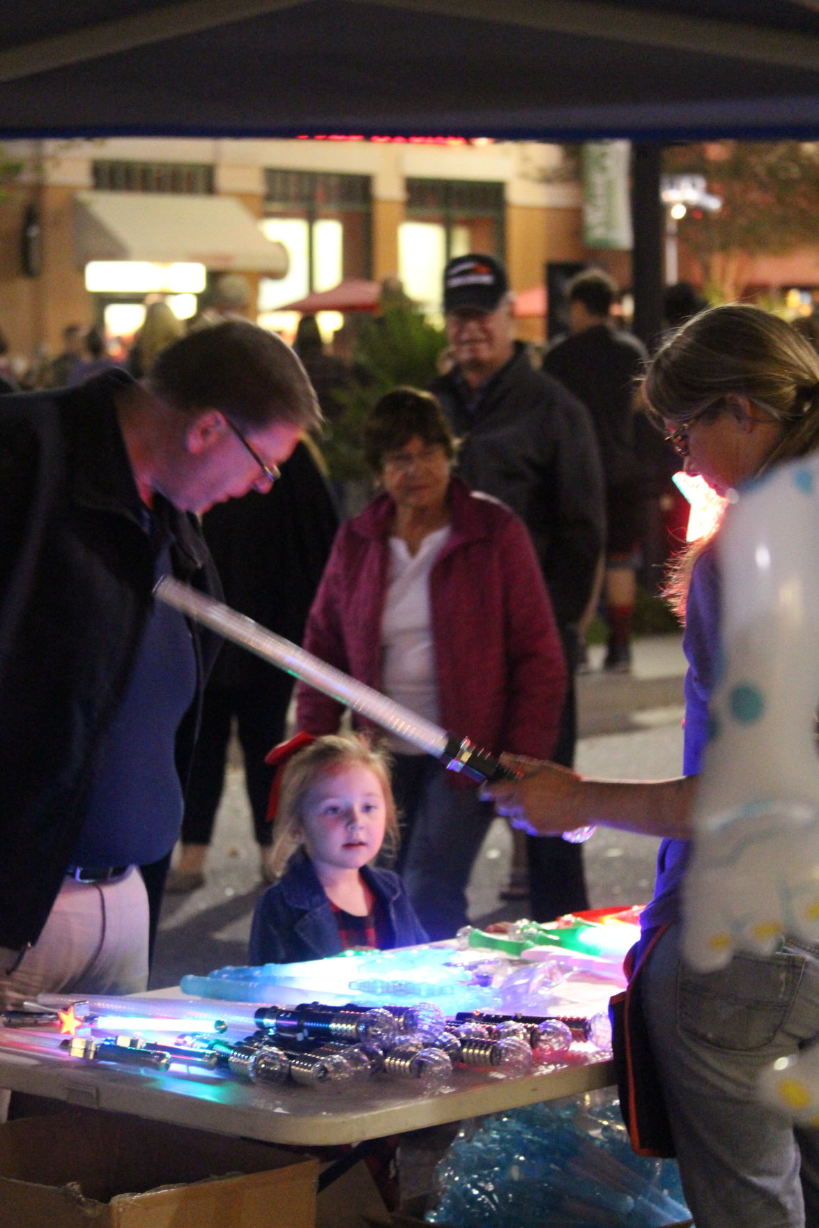 Annual Christmas tree lighting at the Market Common Gallery