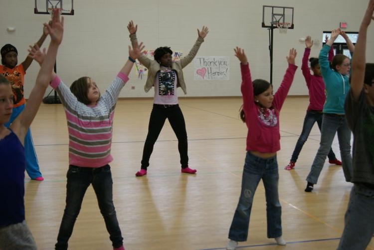 Dancing or sliding in socks? (WITH VIDEO) Education