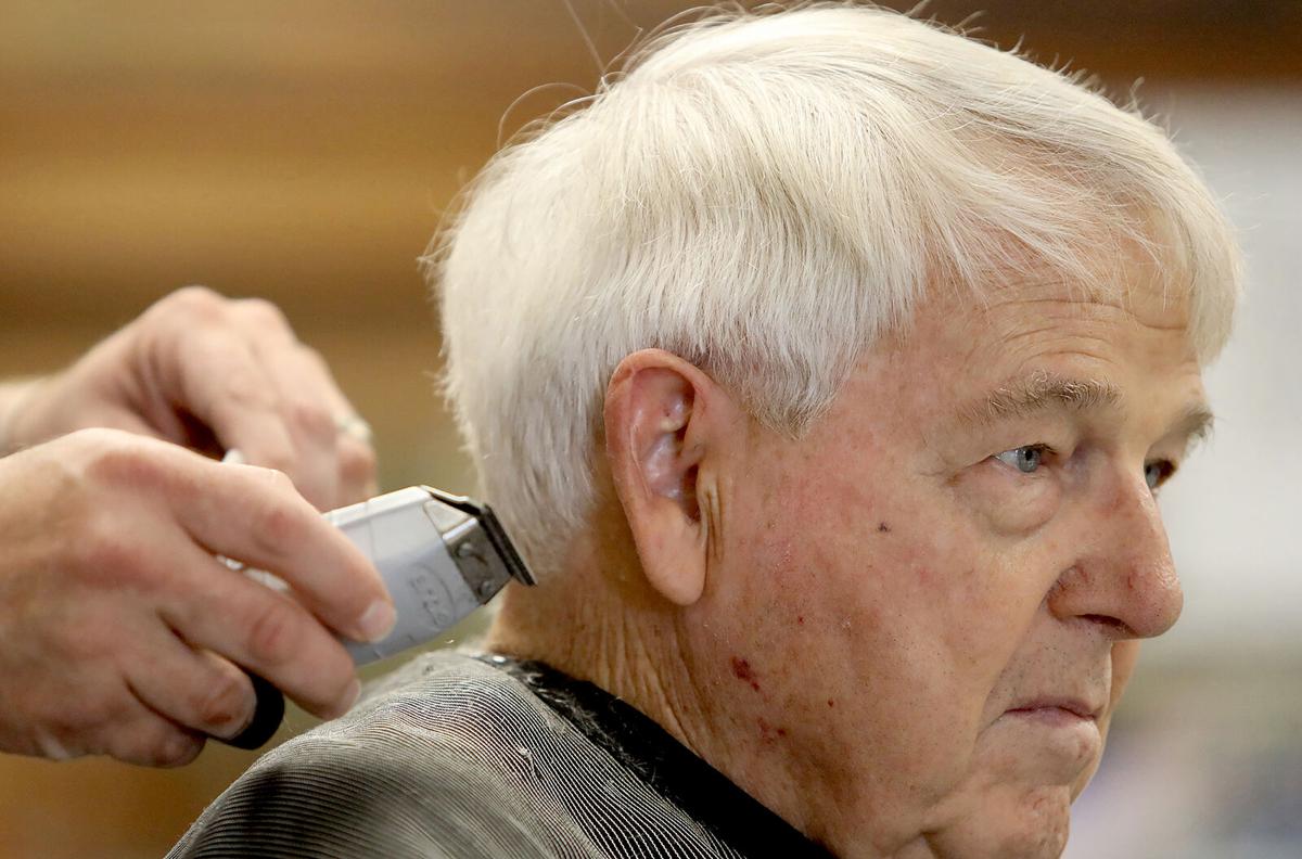430 loris barber shop_JM17.JPG